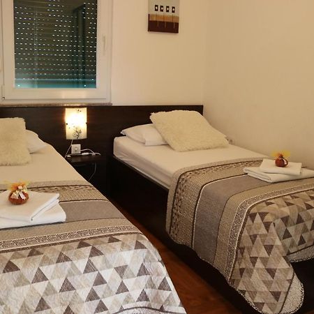 Apartments Marina Vodice Zewnętrze zdjęcie
